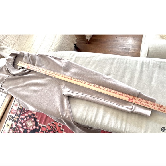 VARLEY Morrison Mock Neck Sweatshirt in Sphinx - XS - Picture 13 of 13